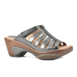 White Mountain Women's Valencia Slide Metallic Sandals